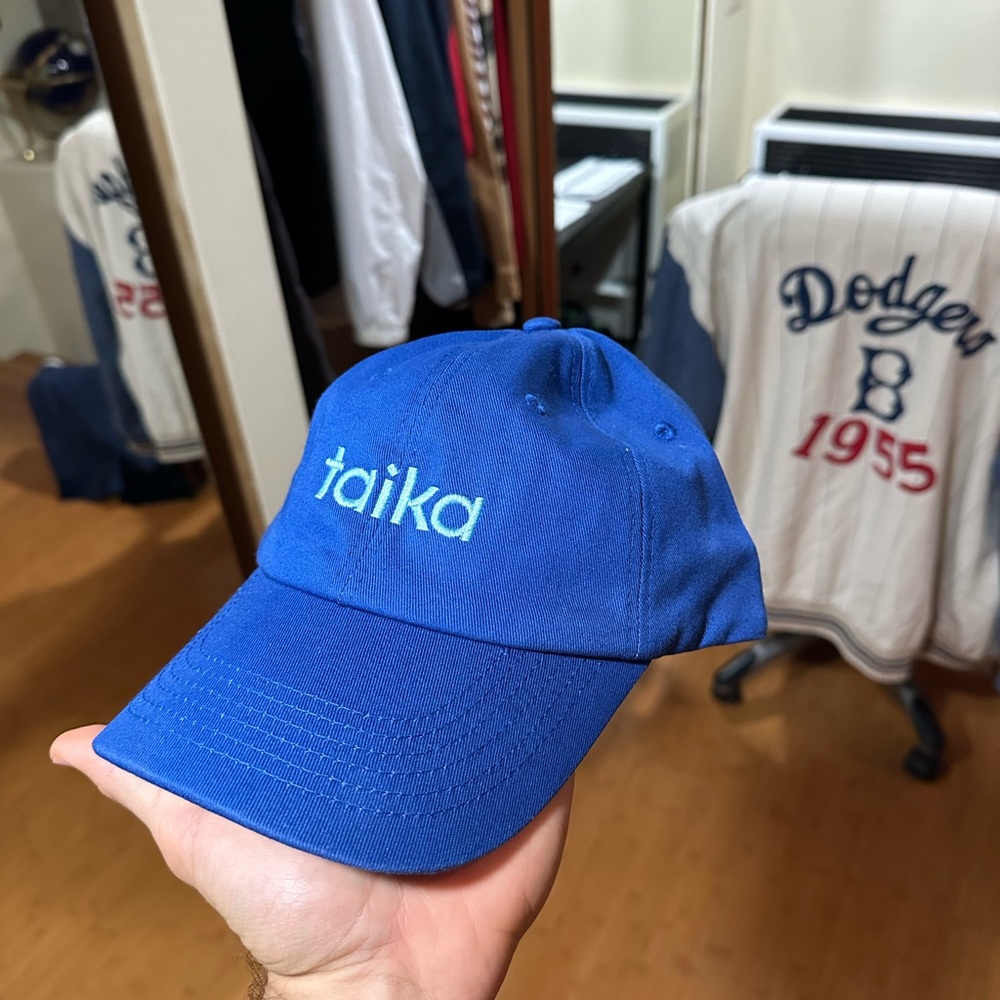 taika hat
